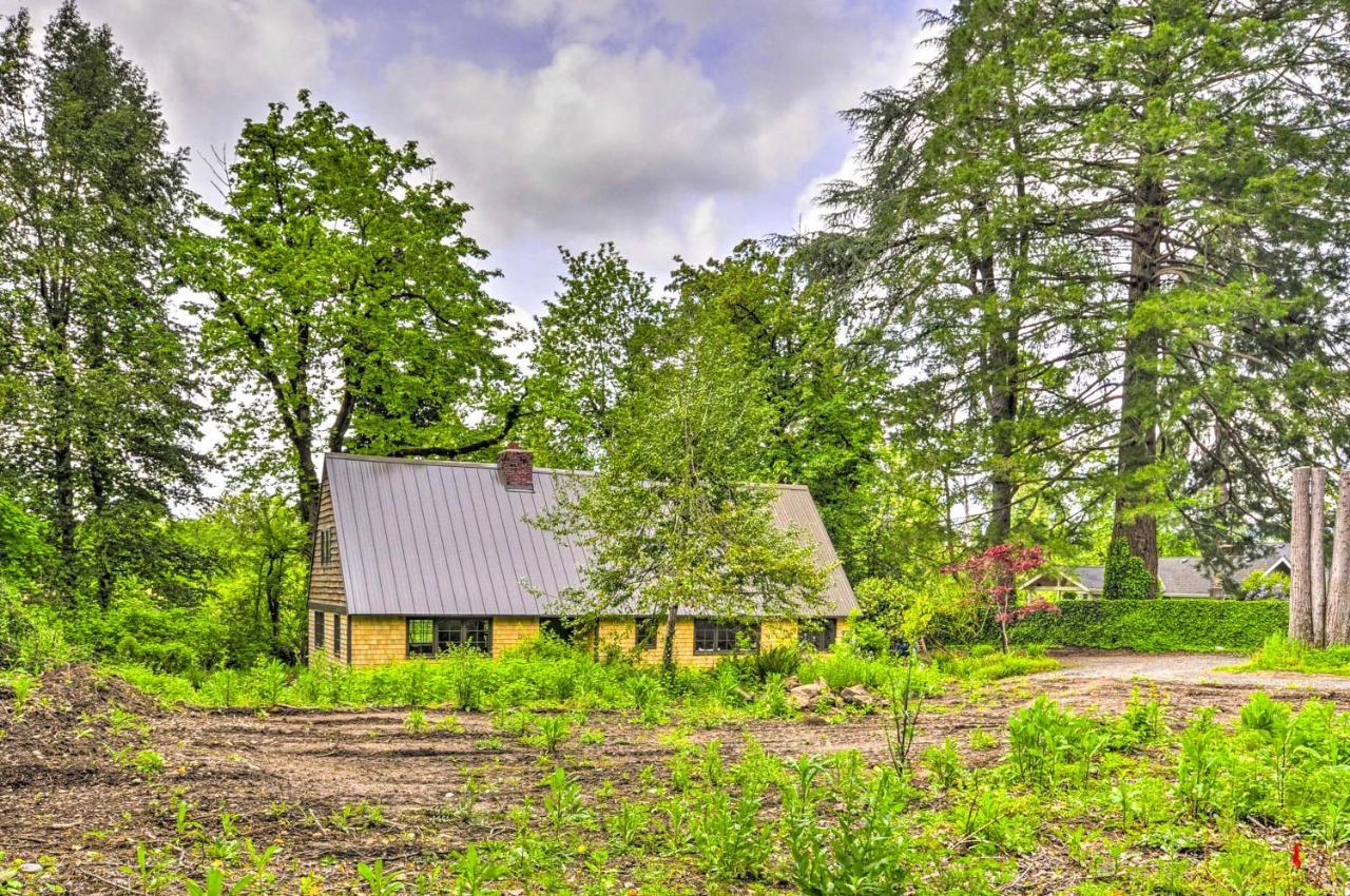 Peaceful And Elegant Cottage With Riverside View Oregon City Exterior foto